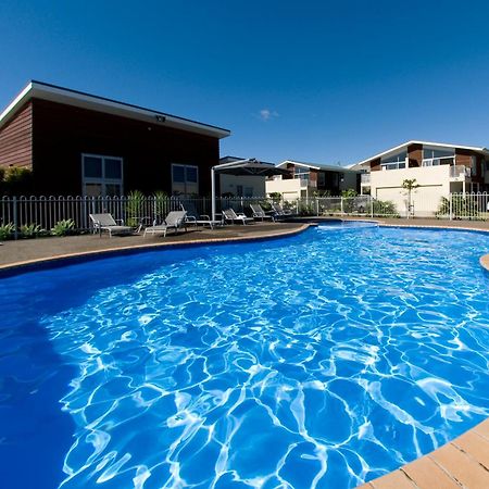 Beachside Resort Motel Whitianga Exterior photo