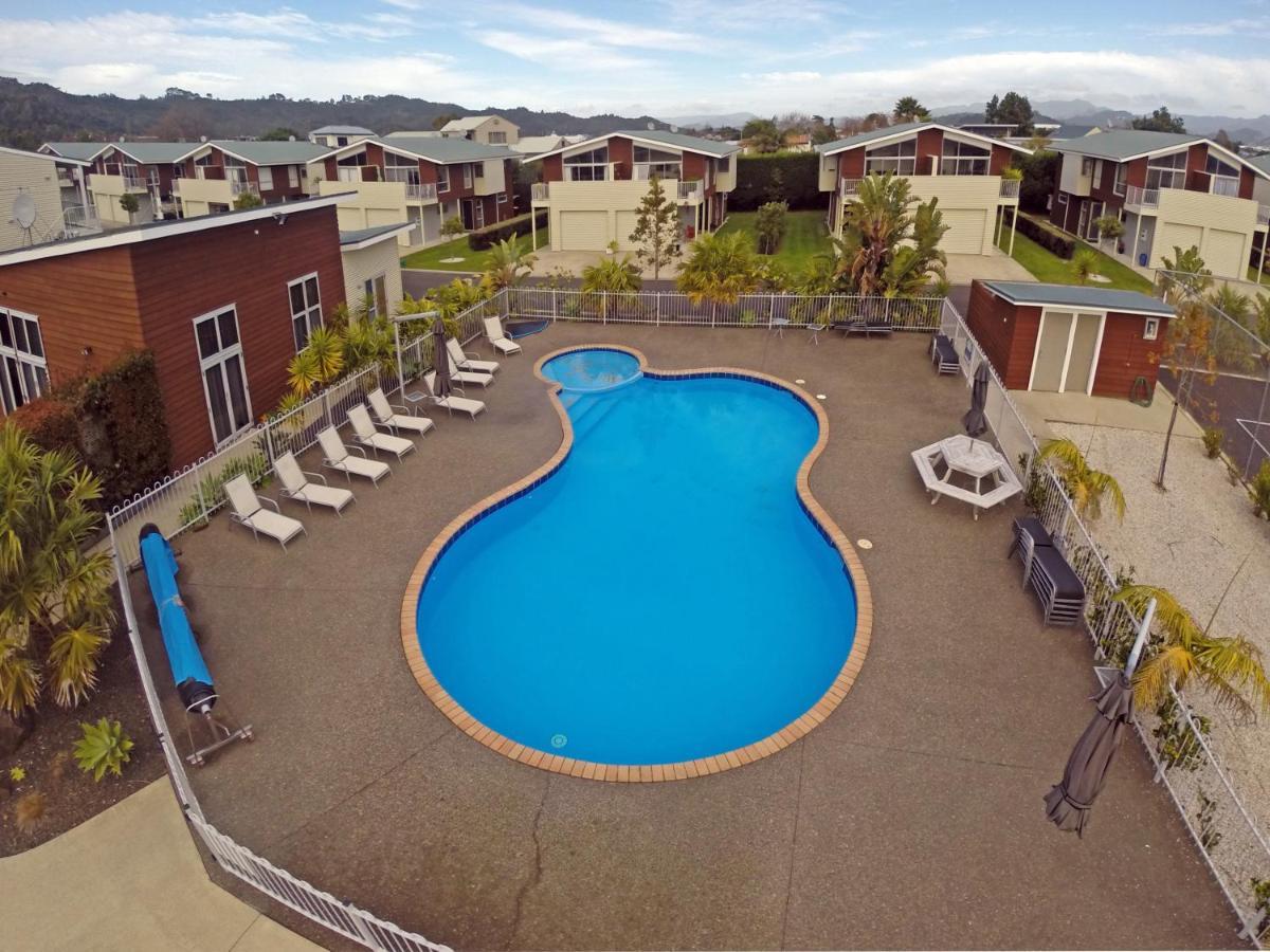 Beachside Resort Motel Whitianga Exterior photo