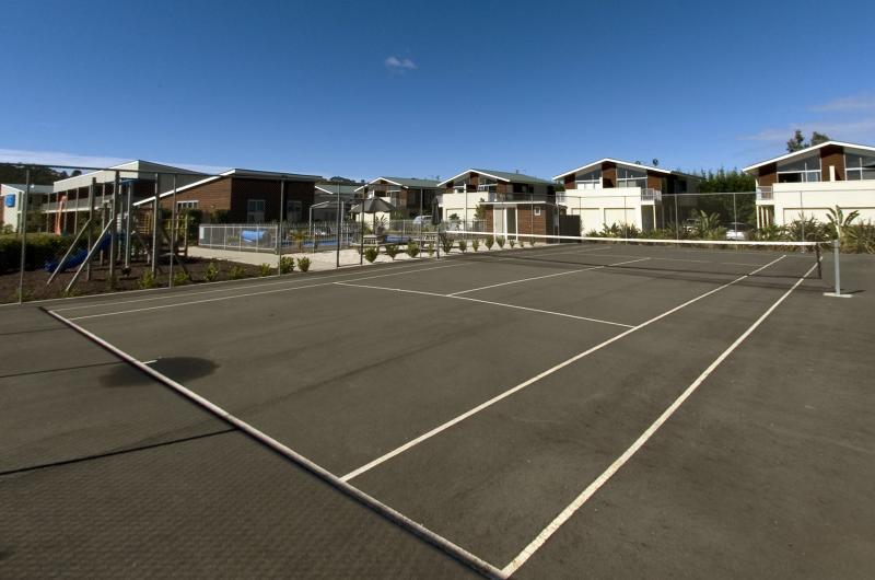 Beachside Resort Motel Whitianga Exterior photo