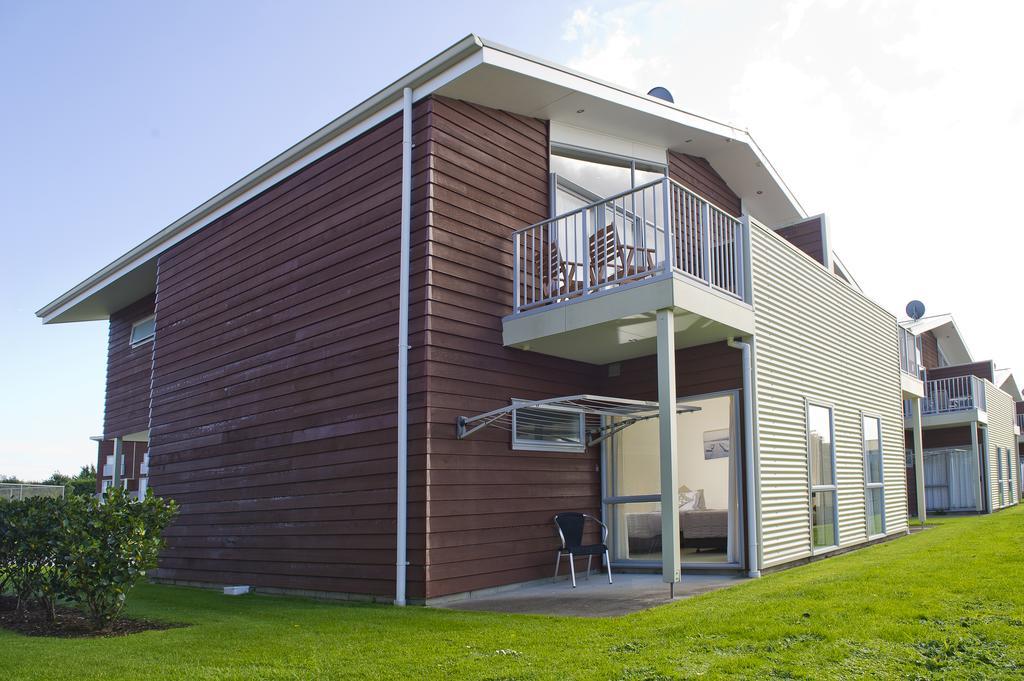 Beachside Resort Motel Whitianga Exterior photo
