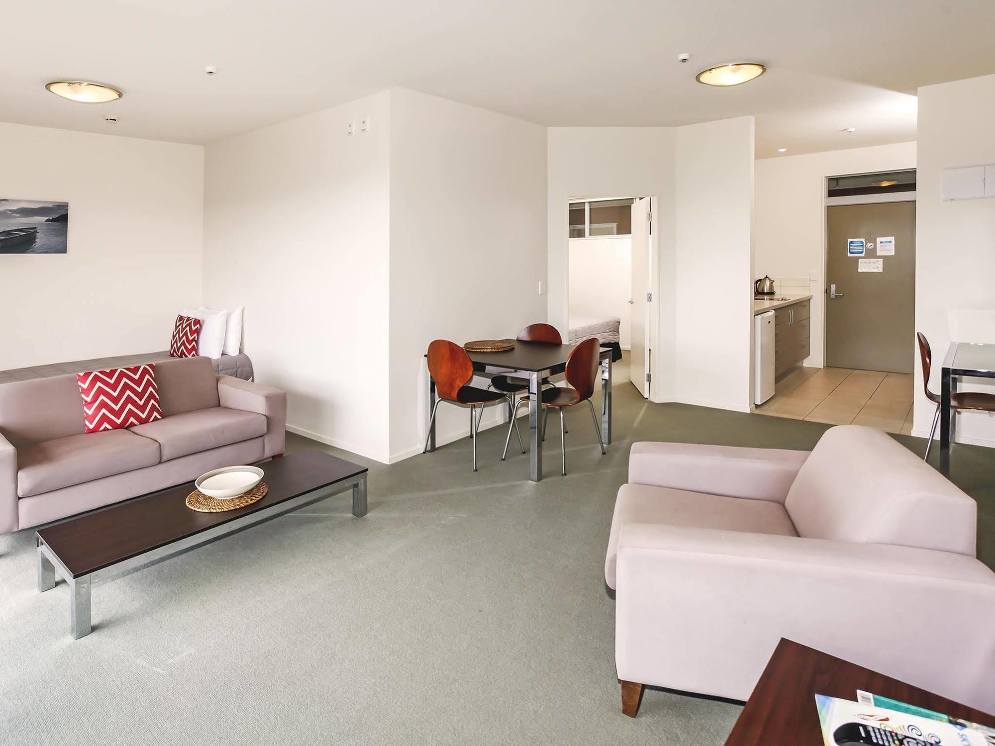 Beachside Resort Motel Whitianga Exterior photo
